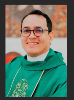 Padre Fabricio Pinheiro